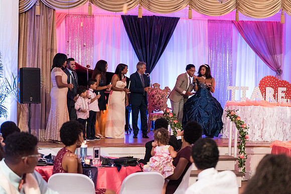 Tiares Sweet 16 1151