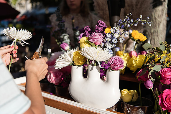 plant-street-flower-cart-branding-photos-mothers-day-weekend 1049final