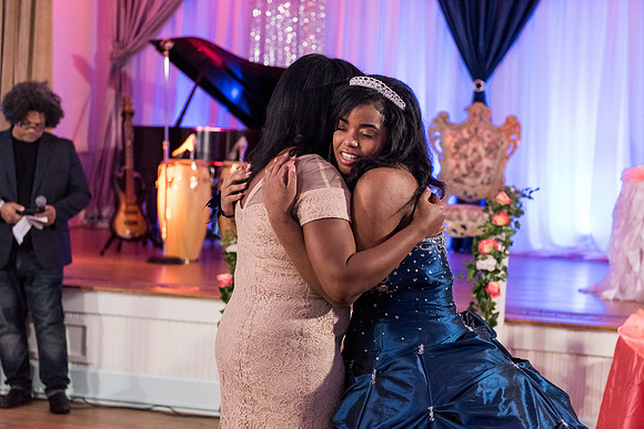 Tiares Sweet 16 1099