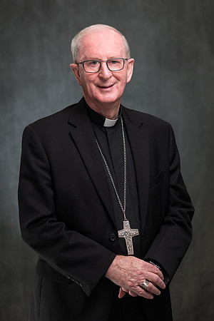 Bishop Noonan Portraits 2022 (22 of 22)