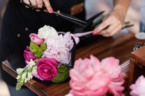 plant-street-flower-cart-branding-photos-mothers-day-weekend 1126final