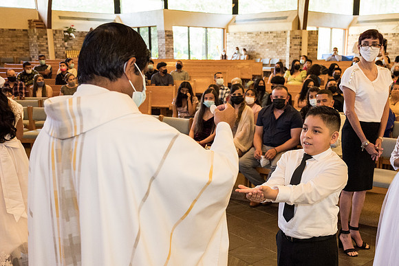 st-francis-first-communion-2021-1130am 1079