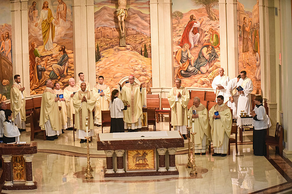 st-james-cathedral-blue-mass 1084