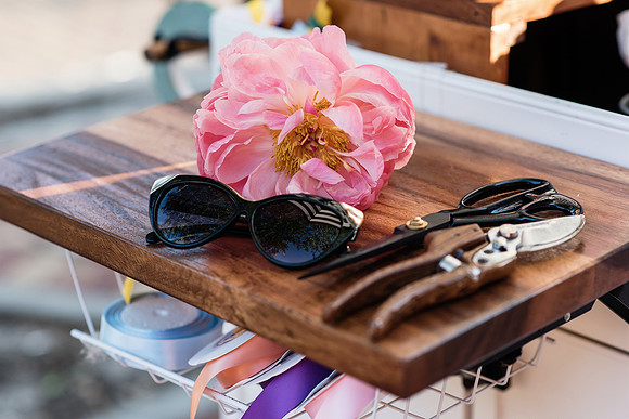plant-street-flower-cart-branding-photos-mothers-day-weekend 1079final