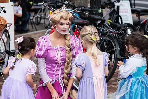 rapunzel-event-plant-street-flower-cart 1046final