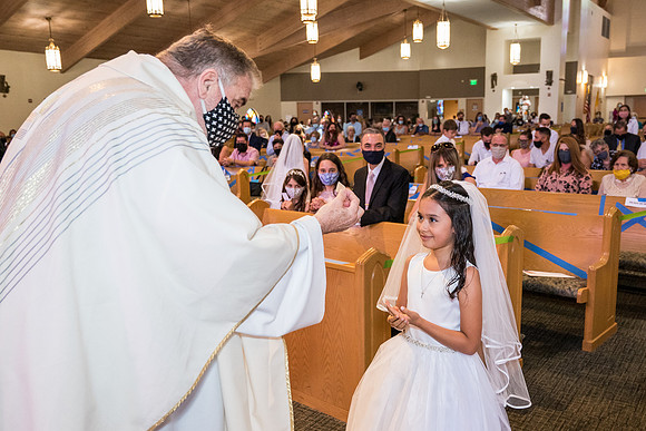 holy-family-first-communion-april-25 1036