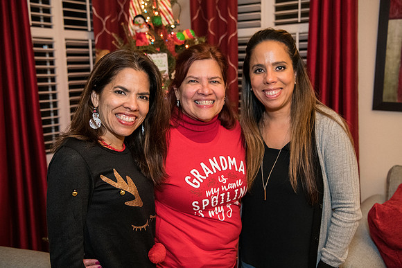 Rosa Lugo Fam Christmas 2022 0023