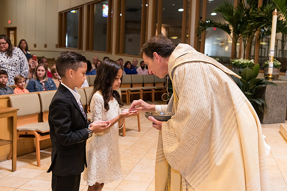St Mary Magdalen First Communion 2022 10AM (60 of 92)