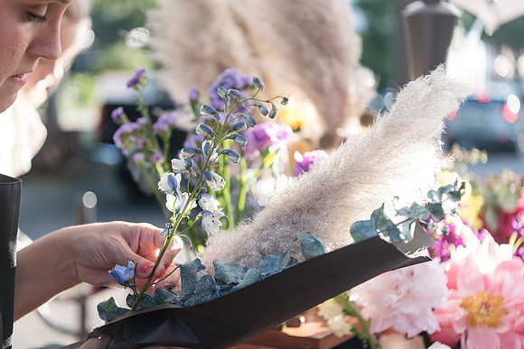 plant-street-flower-cart-branding-photos-mothers-day-weekend 1058final