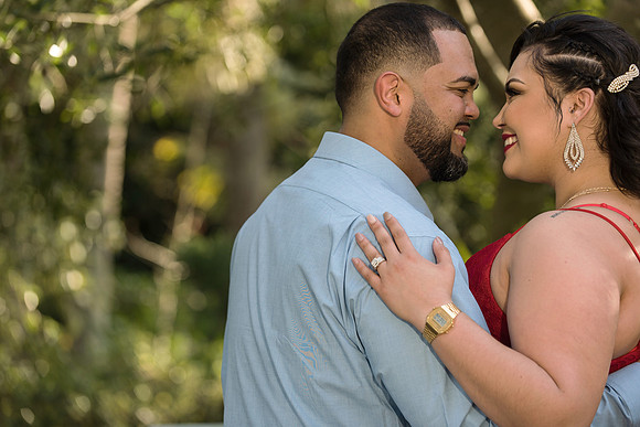 Leu-Gardens-Engagement-Session-Noraliz-and-Luis 11282