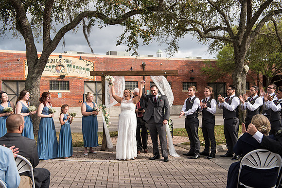 winter-park-farmers-market-wedding-erin-and-devan-selections 1344