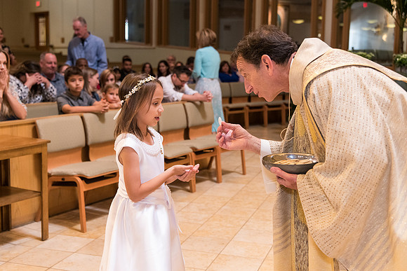 St Mary Magdalen First Communion 2022 10AM (67 of 92)