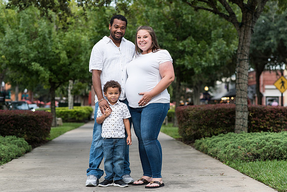 tiffany-and-rorey-maternity-selections 1001final