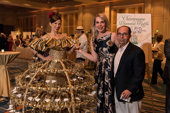 Holy-Family-Gala-2018 1111