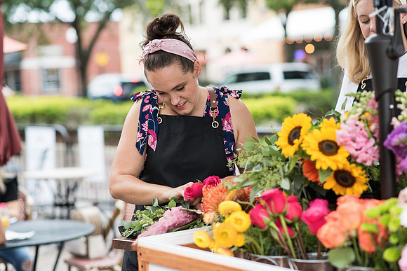 plant-street-flower-cart-june-july-2021-winter-garden 1051final