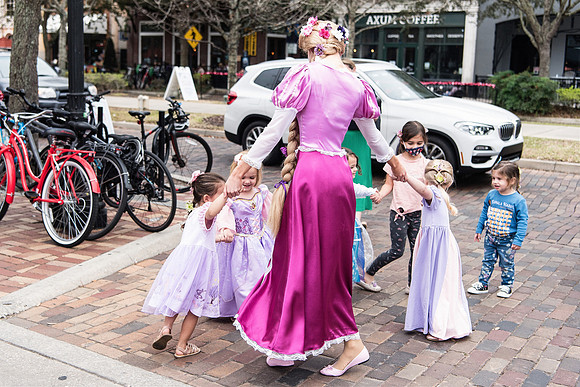 rapunzel-event-plant-street-flower-cart 1085final