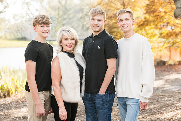 Morrow Family 2024 0020-Edit