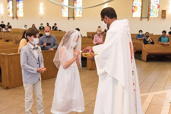 good-shepherd-first-communion-may-16-730pm 1021