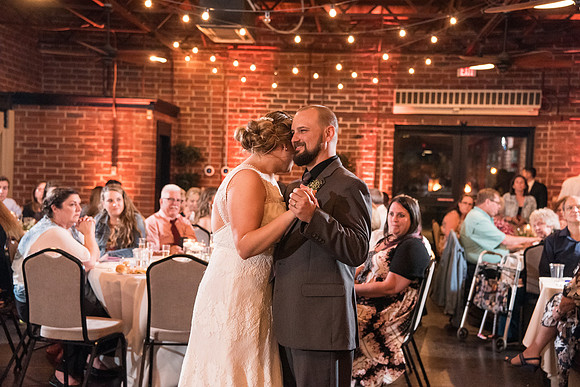 winter-park-farmers-market-wedding-erin-and-devan-selections 1560