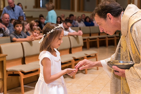 St Mary Magdalen First Communion 2022 10AM (68 of 92)