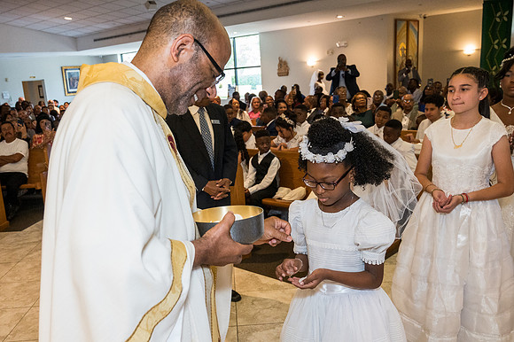 St Andrew First Communion 2024 0105