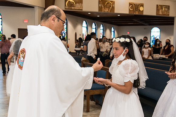 st-ann-first-communion-2021 1145