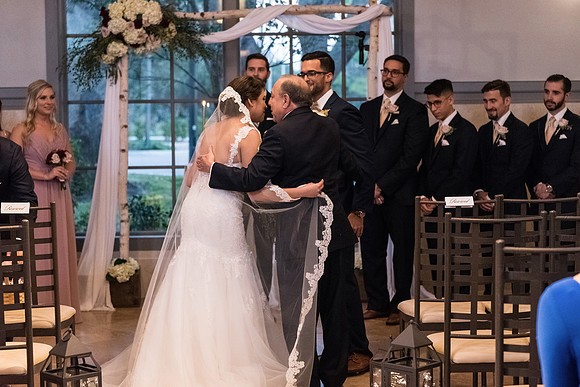 noahs-event-venue-wedding-andrea-and-elton 1245