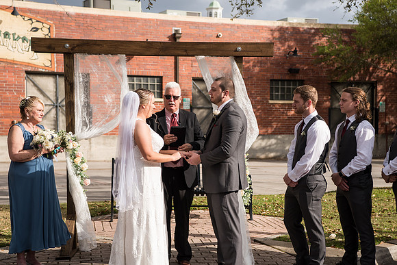 winter-park-farmers-market-wedding-erin-and-devan-selections 1312