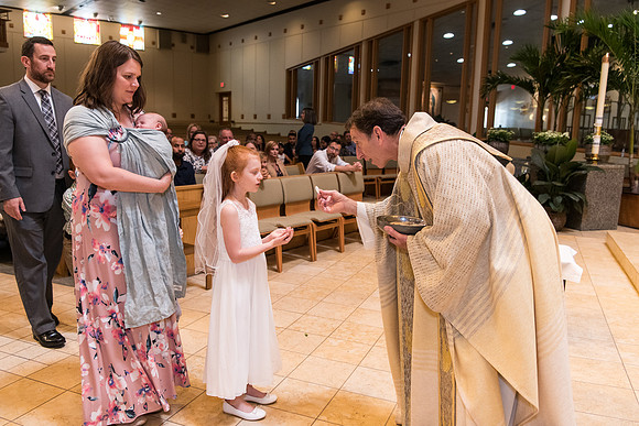 St Mary Magdalen First Communion 2022 10AM (76 of 92)