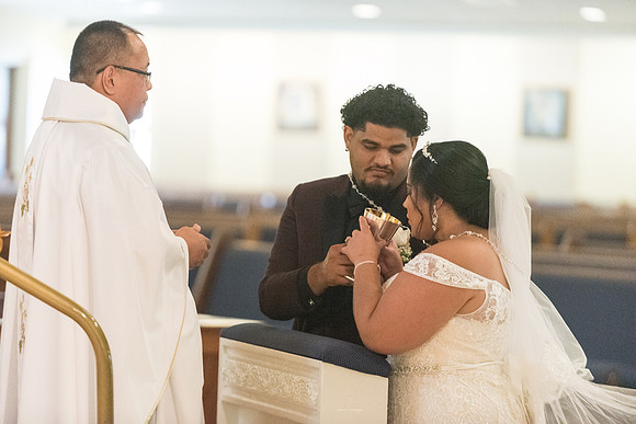 holy-redeemer-catholic-church-wedding-erika-and-ferdy 3576