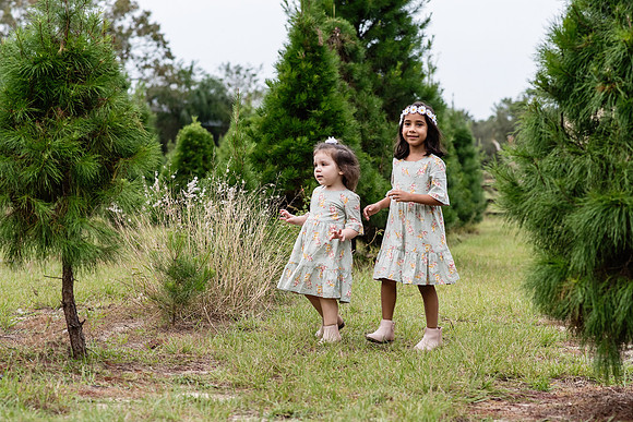 sophias-art-photo-orlando-christmas-mini-sessions-millie-and-emilia 1044-Editfinal