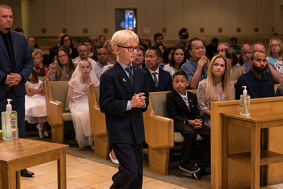 St Mary Magdalen First Communion 2022 10AM (37 of 92)