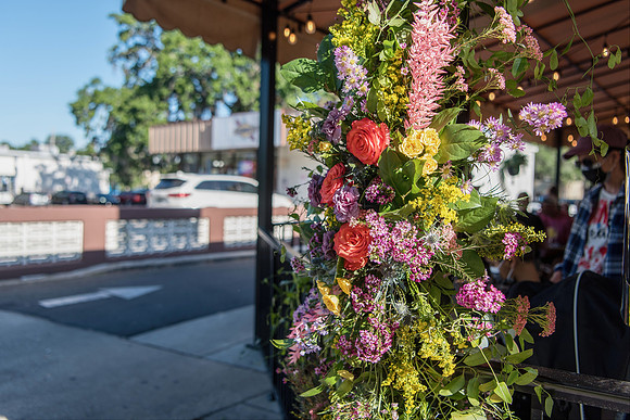 Plant-Street-Flower-Cart-April-May-2021-Winter-Garden 1003-Editfinal