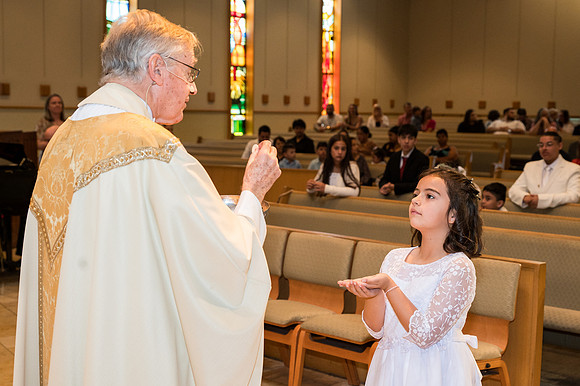 St Mary Mag First Communion April 26 0178