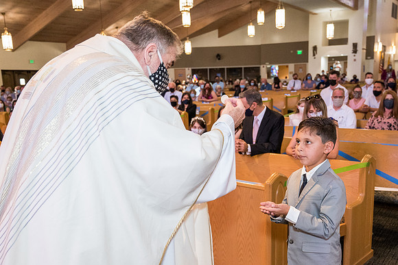 holy-family-first-communion-april-25 1051