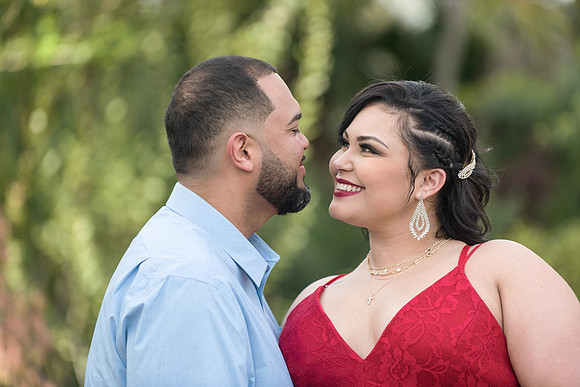 Leu-Gardens-Engagement-Session-Noraliz-and-Luis 10172