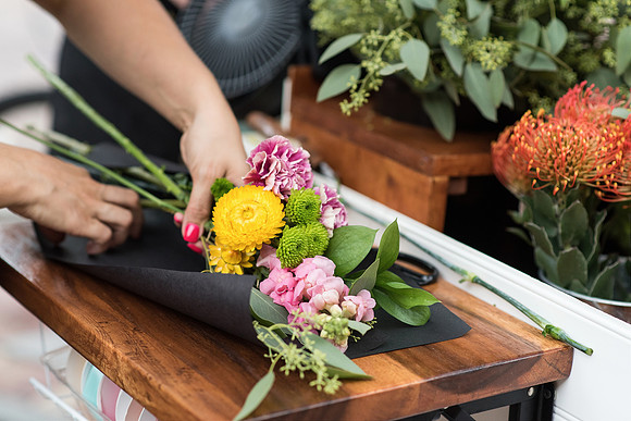 plant-street-flower-cart-june-july-2021-winter-garden 1046final