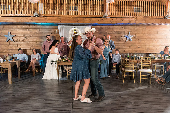 Kristal-and-Andy (429 of 445)