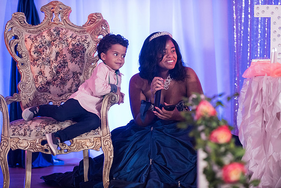 Tiares Sweet 16 1140