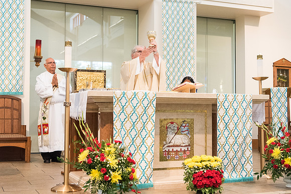 good-shepherd-first-communion-may-16-900am 1014