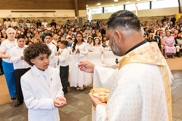 St Francis First Communion May 4 0276