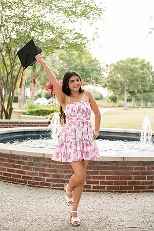 Sarah and Cherise Grad Photos 2024 0005