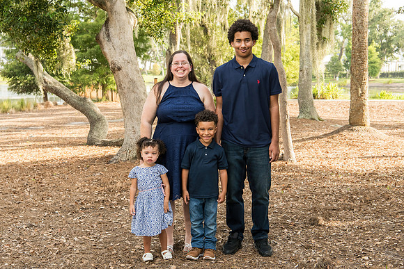 Angela and Evert Family 2025 0074