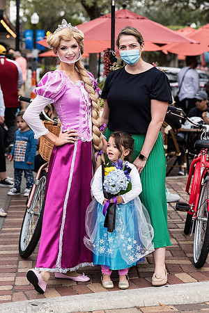 rapunzel-event-plant-street-flower-cart 1055final