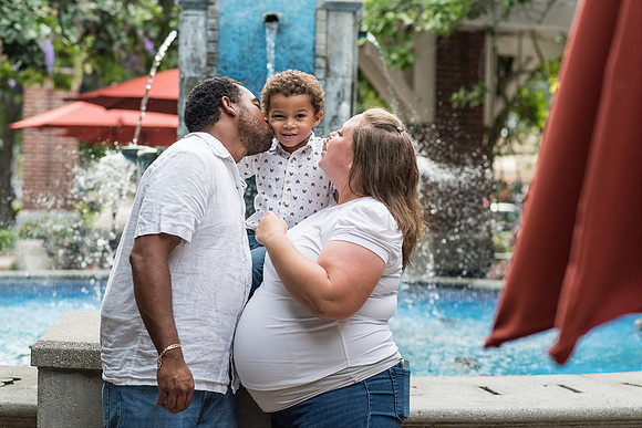 tiffany-and-rorey-maternity-selections 1039final