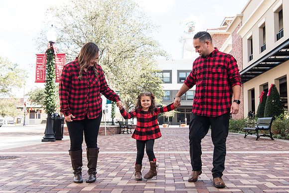 rosa-santiago-family-winter-garden-session 1035final