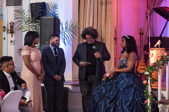 Tiares Sweet 16 1100