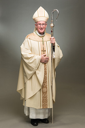 Bishop Noonan Portraits 2022 (10 of 22)