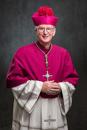 Bishop Noonan Portraits 2022 (16 of 22)