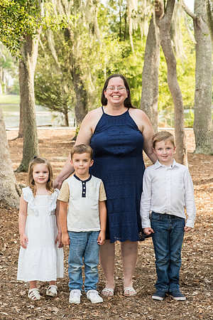 Angela and Evert Family 2025 0066